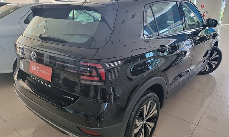 Volkswagen T-Cross 1...