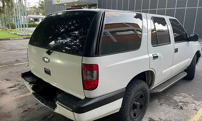 Chevrolet Blazer Adv...
