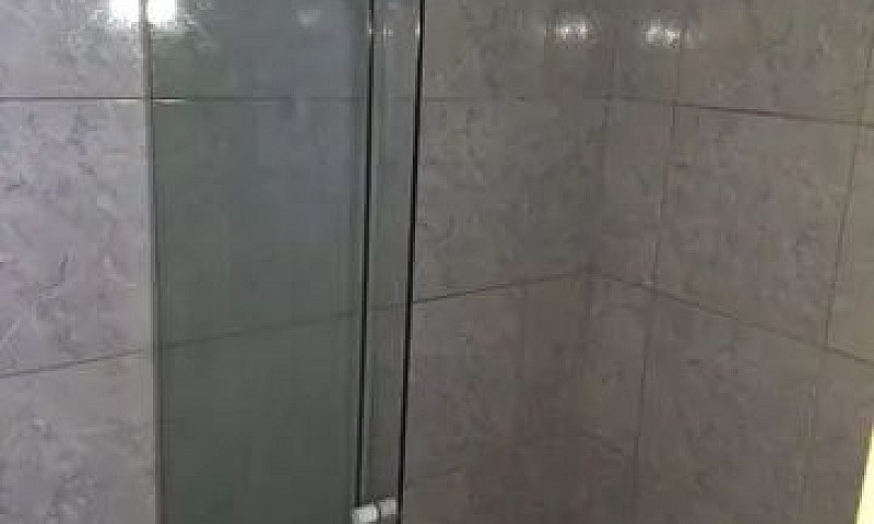 Alugo Casa...