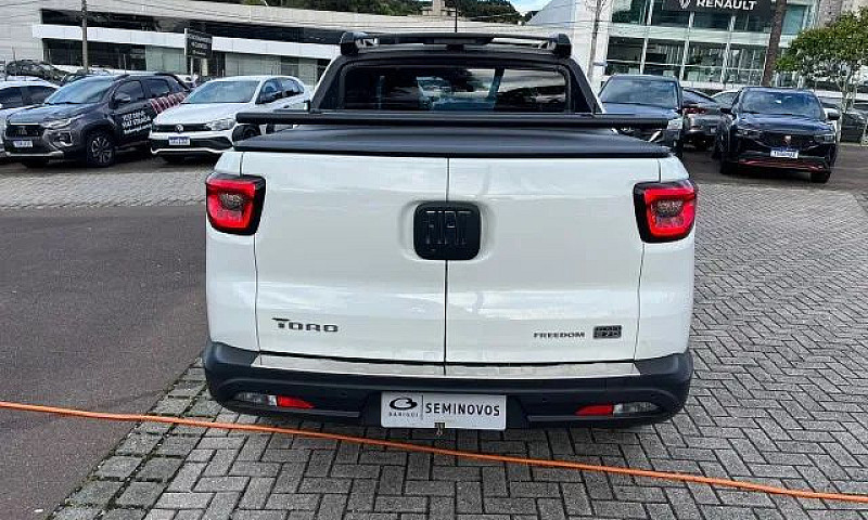Fiat Toro Freedom 1....