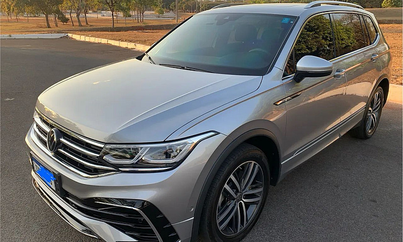 Volkswagen Tiguan Al...