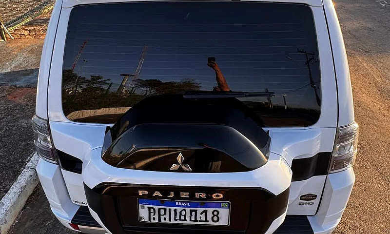 Pajero Full 2019 7Lu...