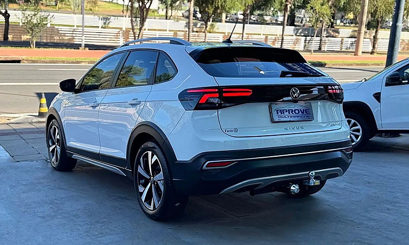 Volkswagen Nivus Hig...
