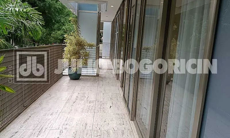 Apartamento : Padrão...