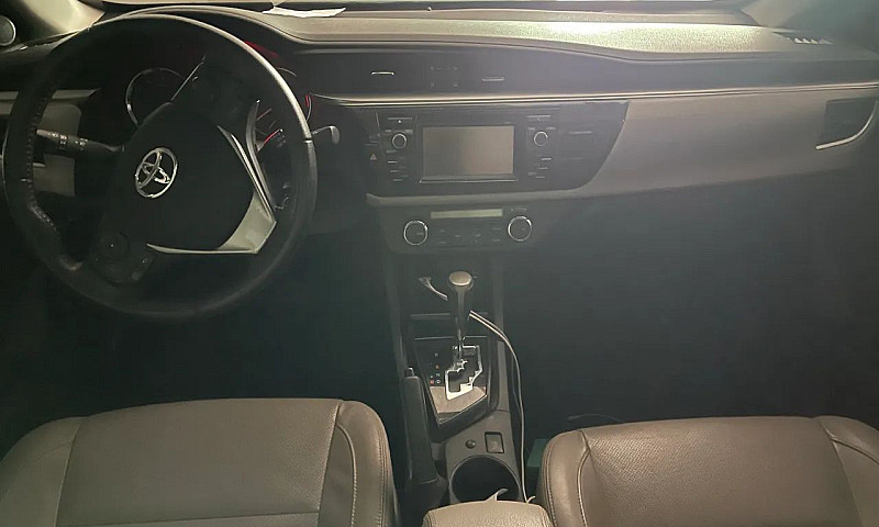 Toyota Corolla Xei 2...