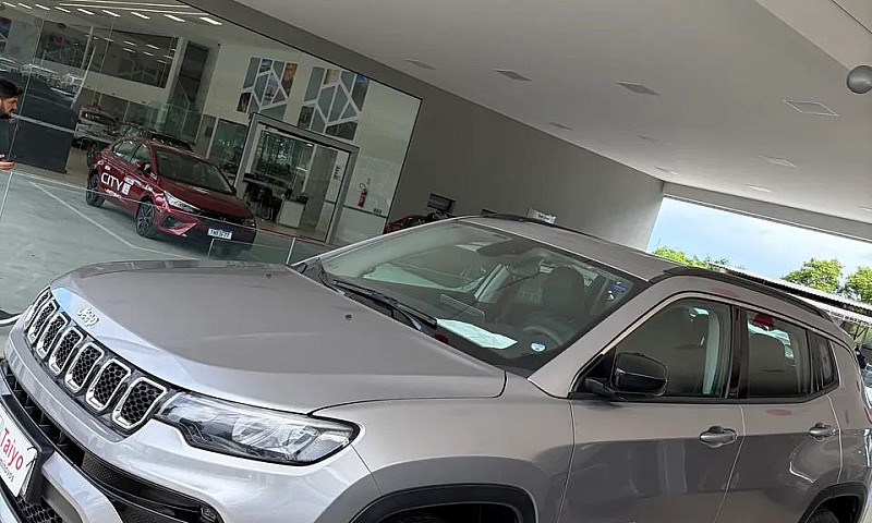 Jeep Compass Long. T...