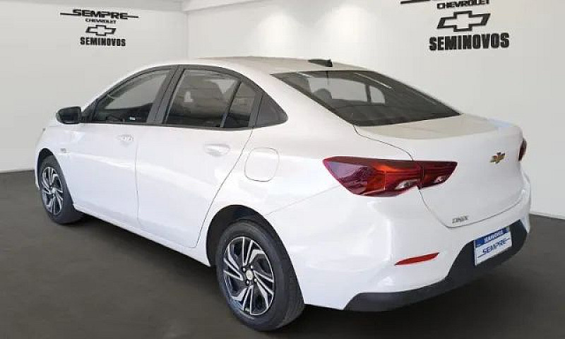 Chevrolet Onix Plus ...