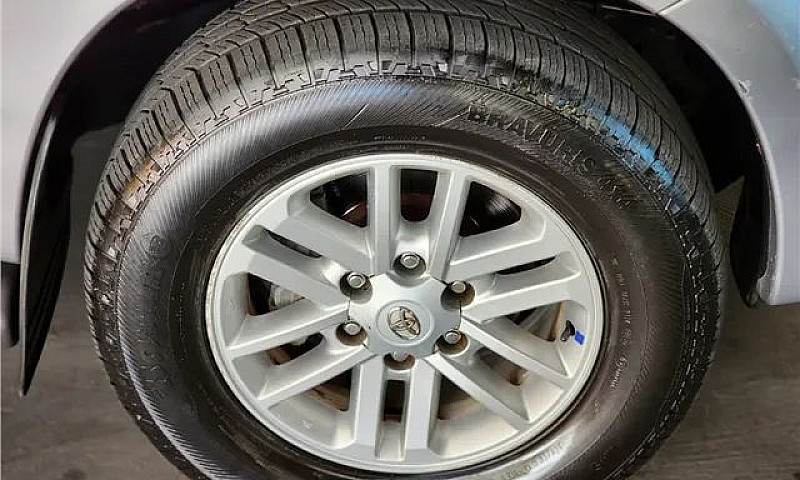 Toyota Hilux 3.0 Srv...