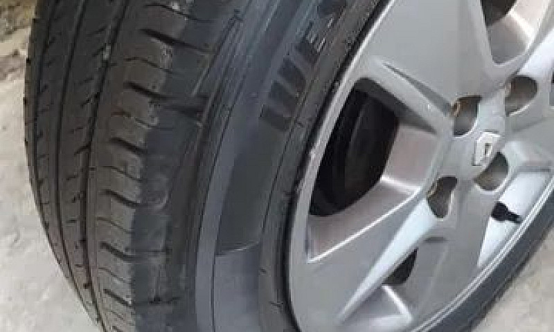 Sandero Vibe 2017...