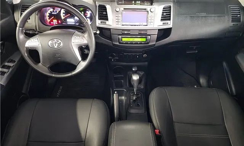 Toyota Hilux 3.0 Srv...
