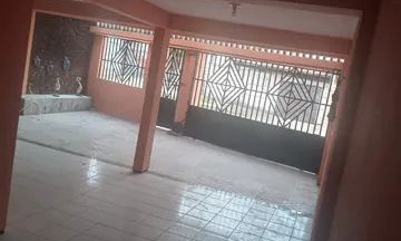 Ótima Casa No Jardim...