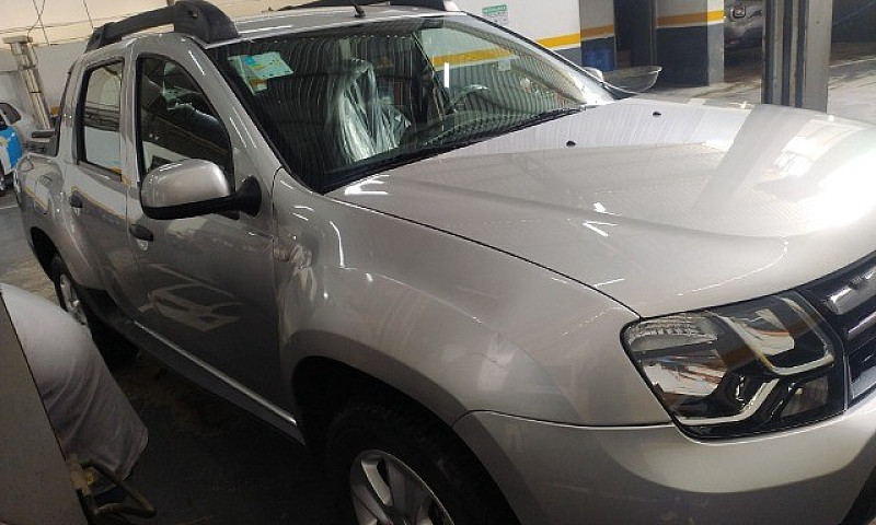 Renault Oroch Expres...