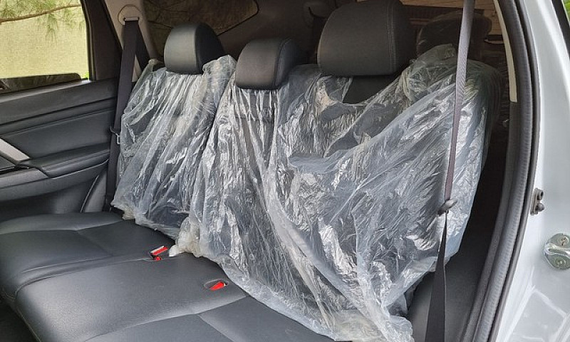 Mitsubishi Pajero Sp...