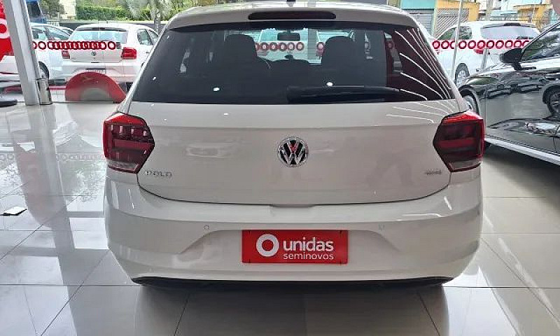  Volkswagen Polo 202...
