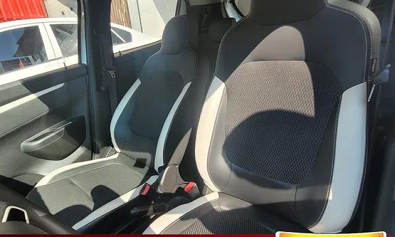 Renault Kwid Intense...