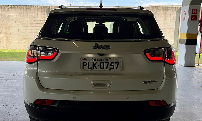 Jeep Compass Longitu...