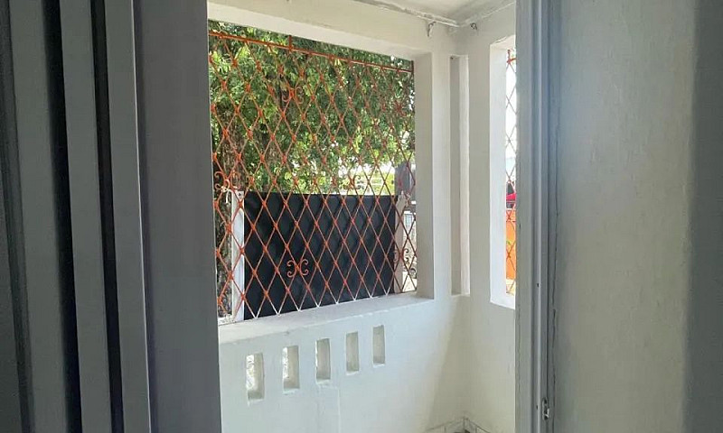     Casa Ventilada, ...