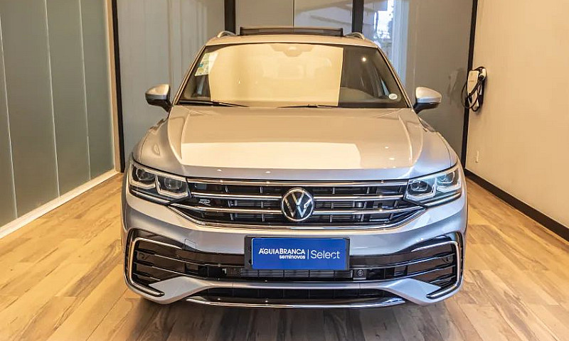 Volkswagen Tiguan Al...