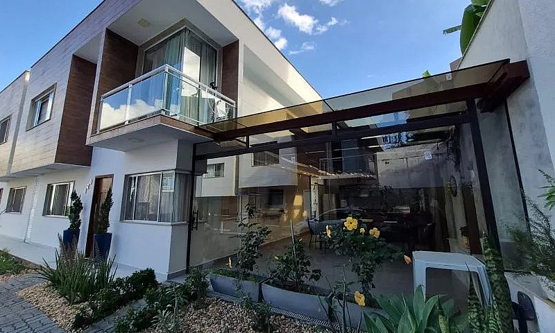 Casa Em Condomínio F...