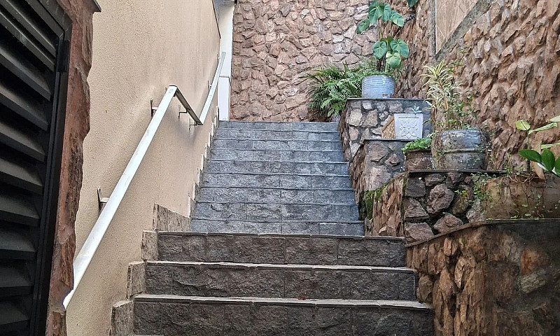 Alugo Apto De 2 Quar...