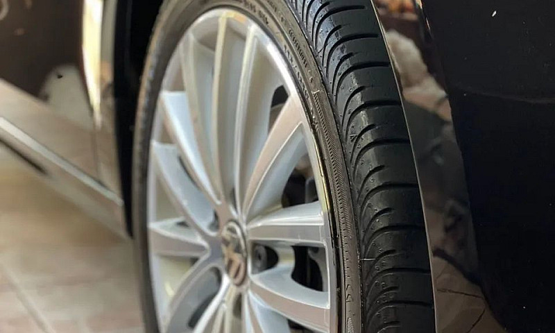 Volkswagen Jetta Com...