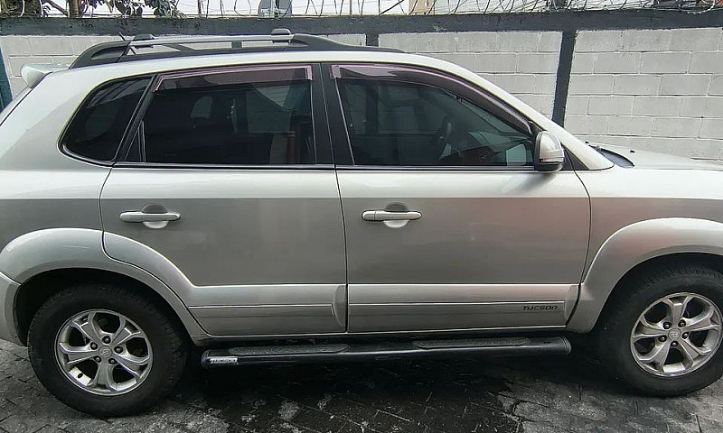 Hyundai Tucson 2.0 1...