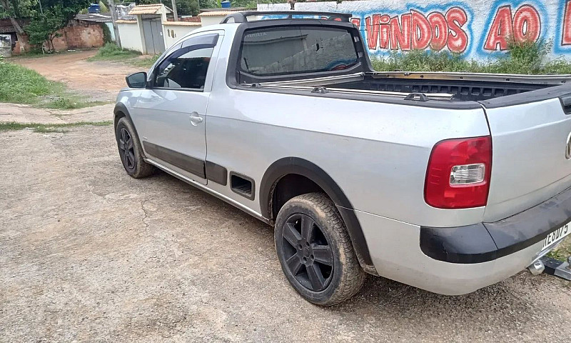 Volkswagen Saveiro 1...