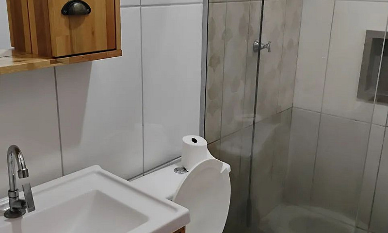 Aluga-Se Casa Na Pra...