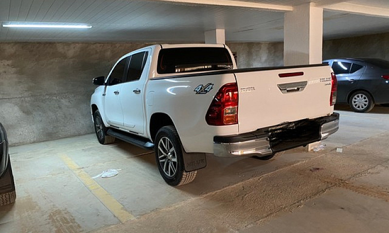 Hilux Srx 2017/17  3...