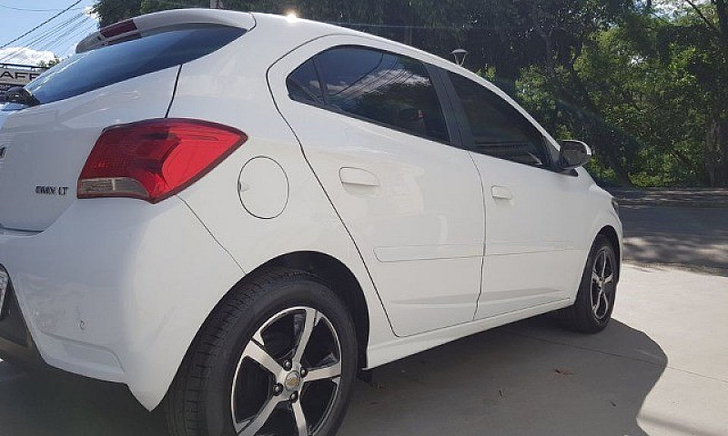 Chevrolet Onix 2017A...
