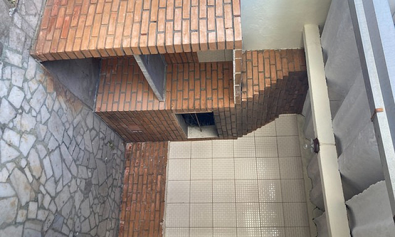 Casa Com 190 M2 Com ...
