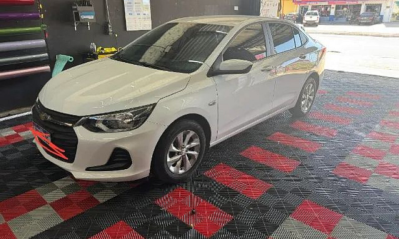 Chevrolet Onix Plus ...