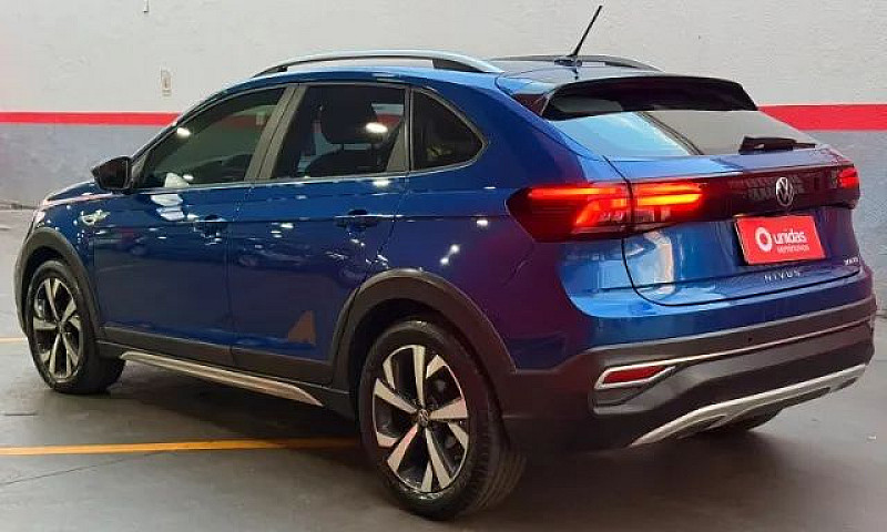 Volkswagen Nivus Hig...