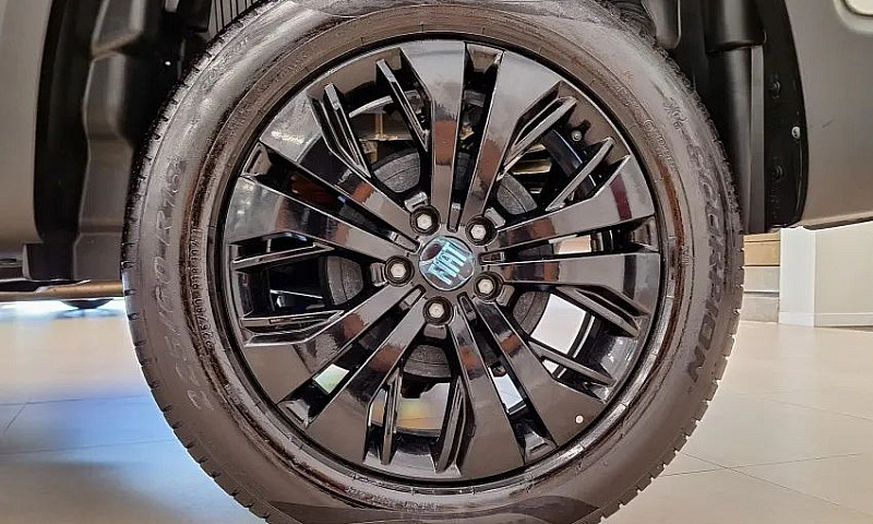 Fiat Toro Volcano 1....