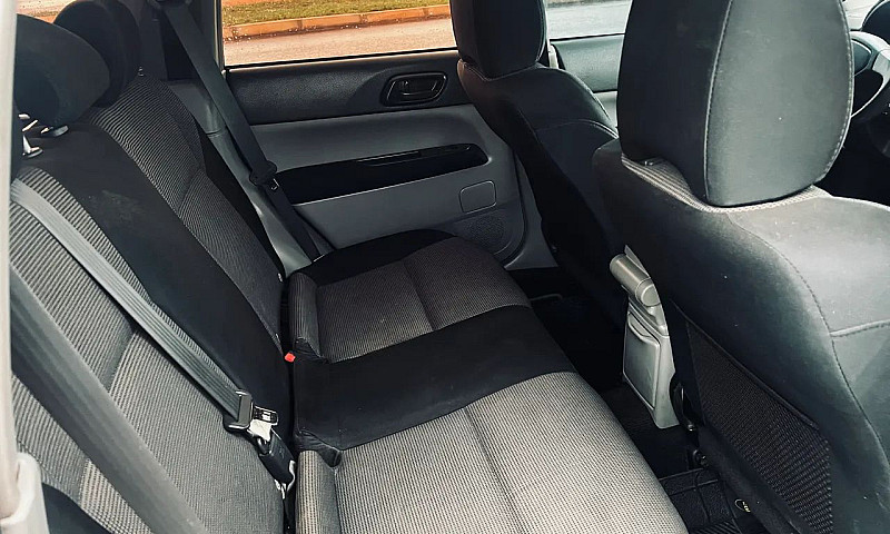 Subaru Forester 2.0/...