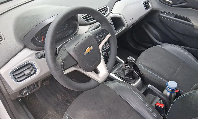 Chevrolet Onix Hatch...