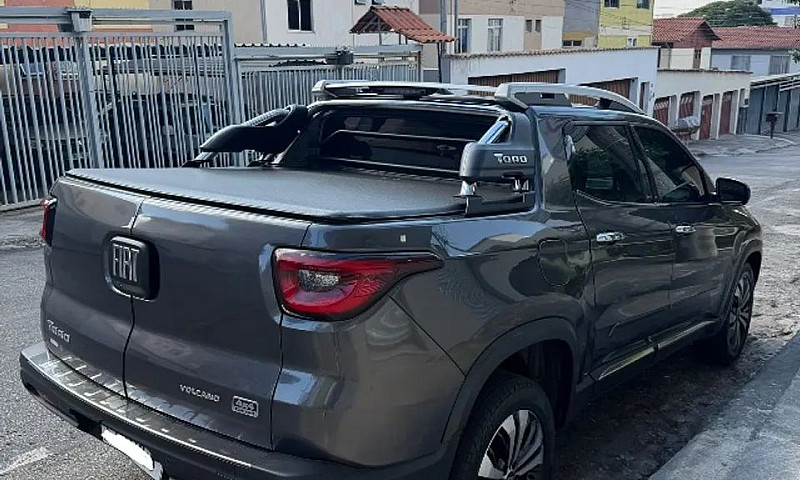 Fiat Toro Volcano 2....