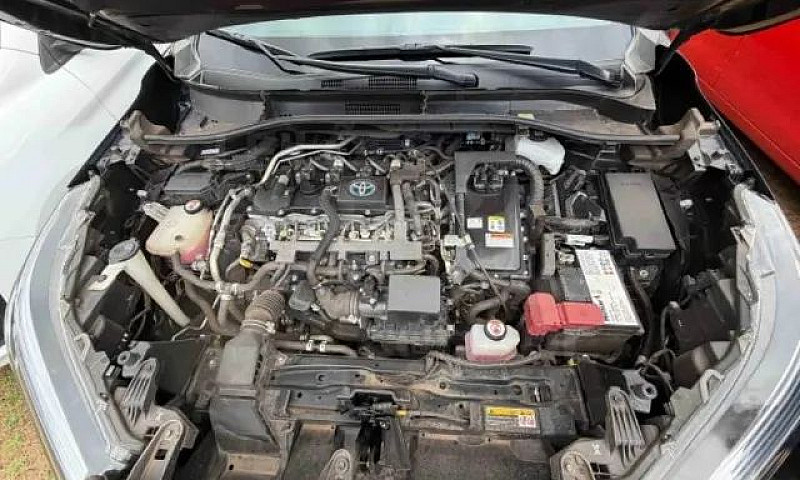 Toyota Corolla Cross...