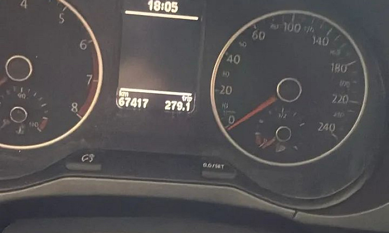 Volkswagen Fox Conne...