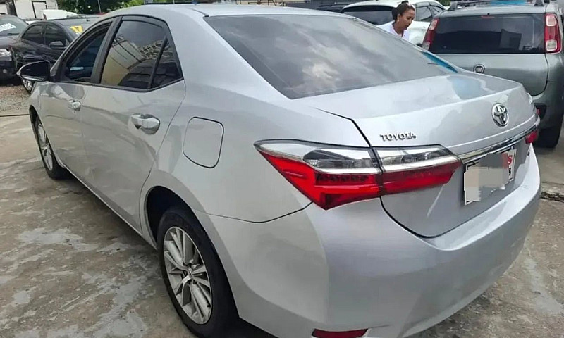 Toyota Corolla Gli 1...
