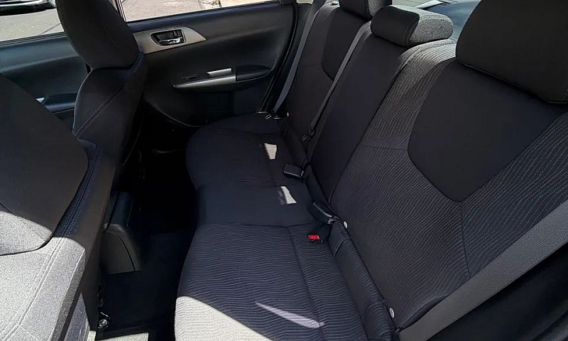 Subaru Impreza Sd 2....