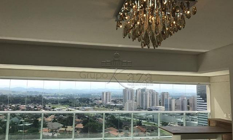 Apartamento / Padrão...