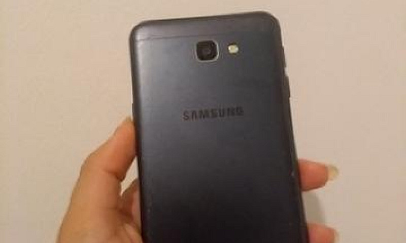 J5 Prime R$240...