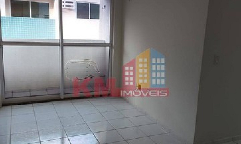 Vende-Se Ótimo Apart...