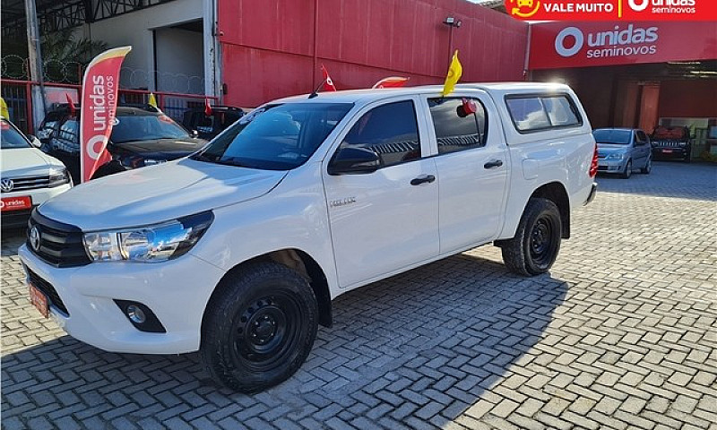 Toyota Hilux 2019 2....