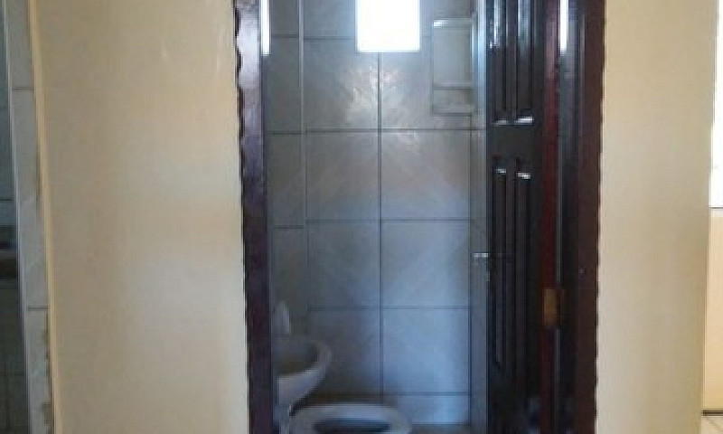Aluga Se Apartamento...