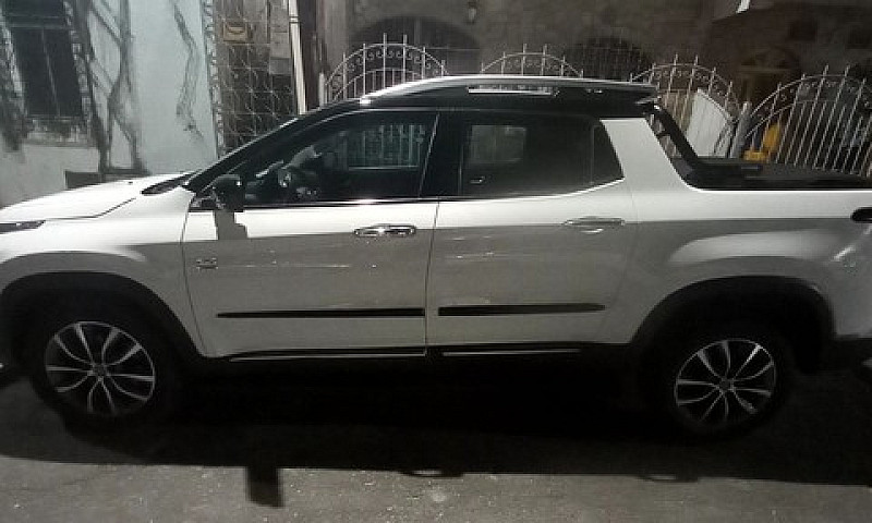 Fiat Toro...