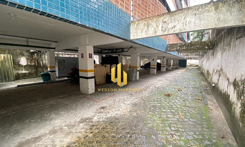 Prédio Comercial Par...