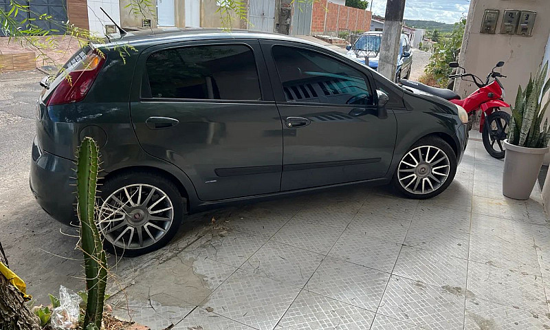 Fiat Punto Attractiv...
