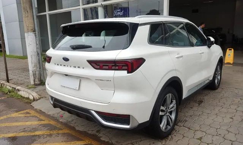 Ford Territory Titan...
